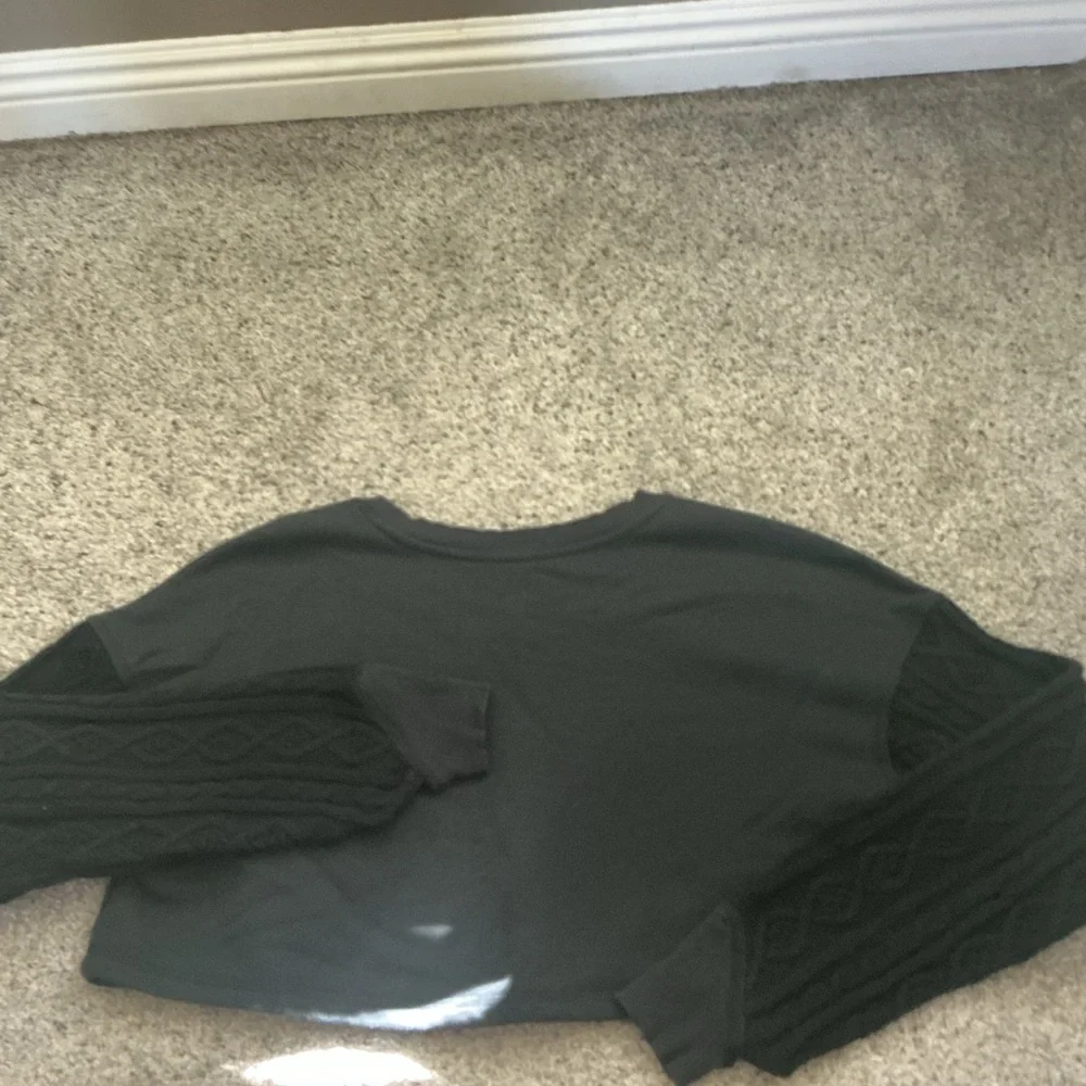 NWOT FO Movement Snow Worries Layer - Picture 8 of 9